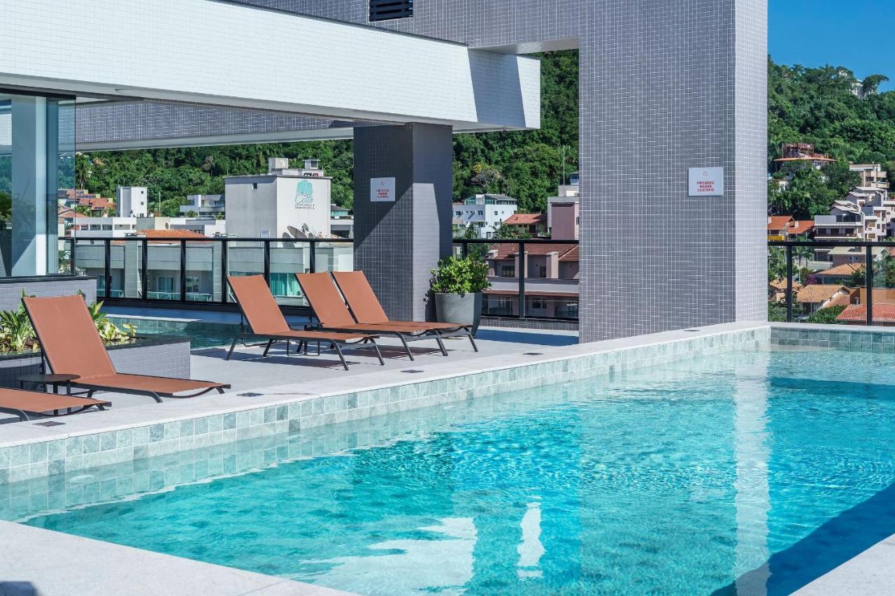 Adra 301 - Apartamento No Centro De Bombinhas - Rooftop Com Piscina E Academia - A Poucos Metros Da Praia - Экстерьер фото